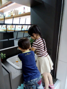 zero zero 城市環保店,親子環保,回收分類，資源回收,家電回收,資源回收,環保教育,回收地圖,妳好你好生活誌